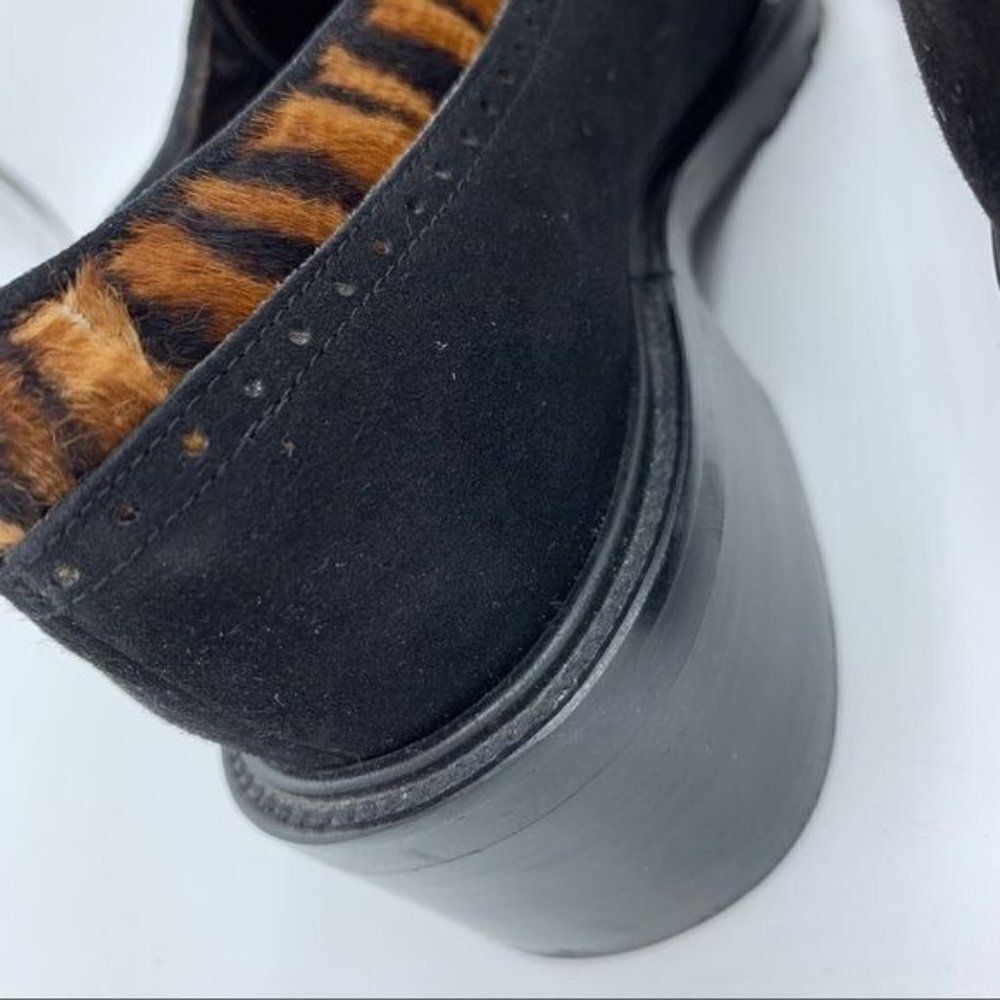 STUART WEITZMAN Black Suede and‎ Animal Print Calf-hair Lug Sole Tie Oxfords EUC - Picture 11 of 16
